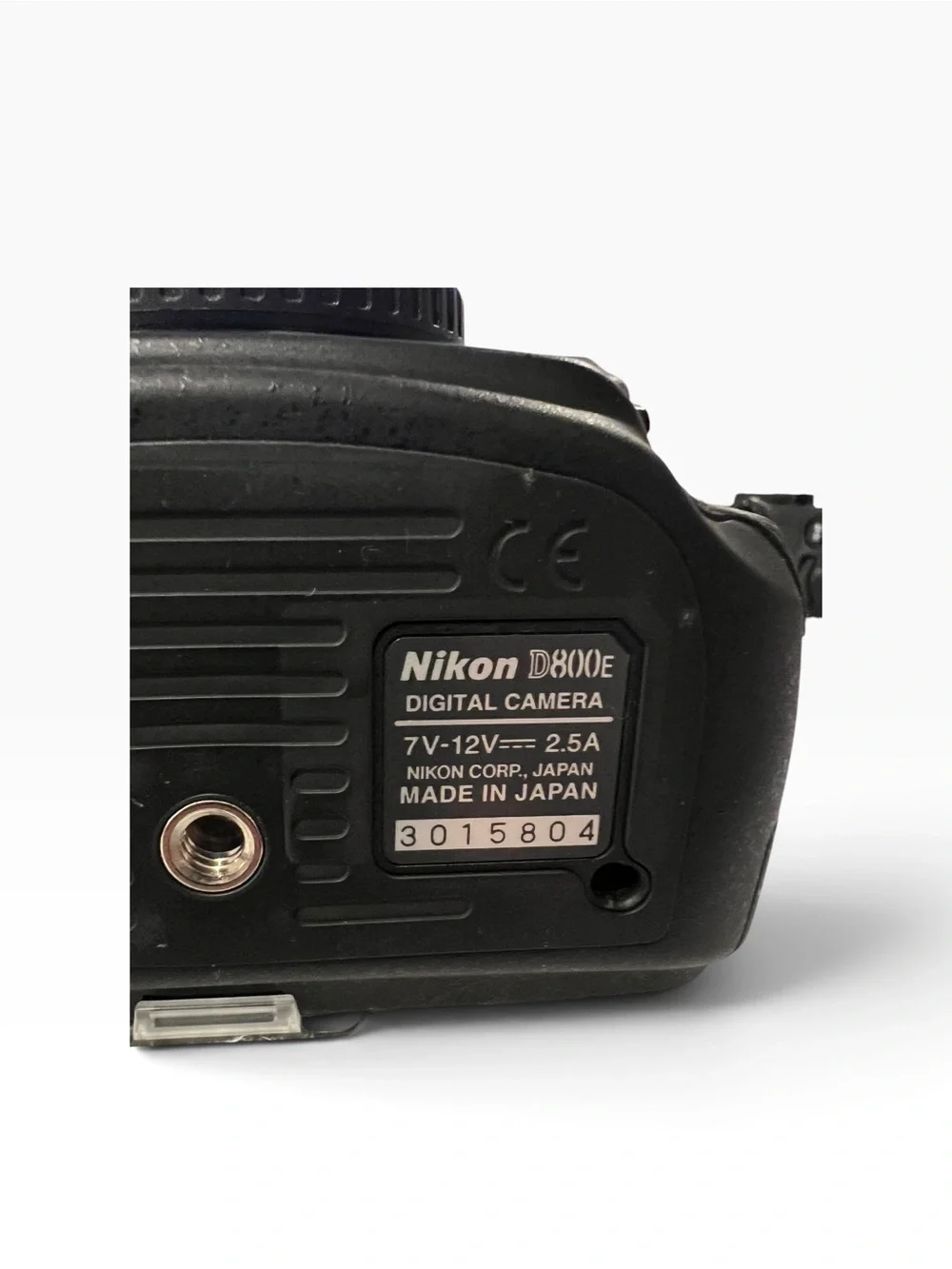 Nikon D800E Black DSLR Camera with battery grip